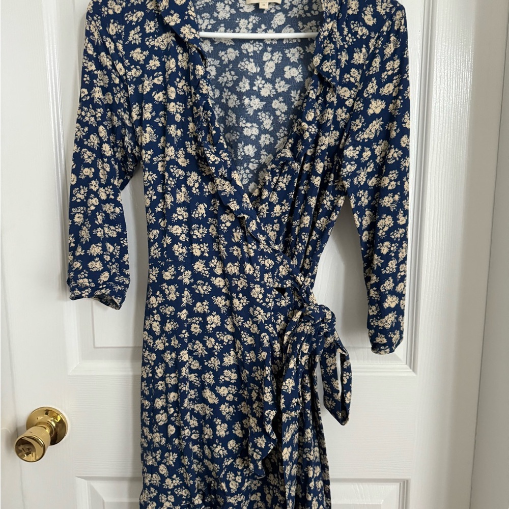 Sézane mini floral wrap dress. Size 34